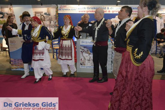 Griekse dans bij de Griekse Gids op de vakantiebeurs